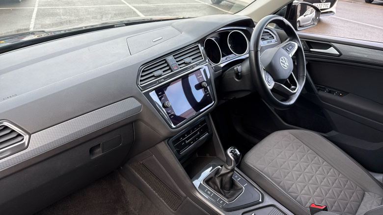 Volkswagen Tiguan 1.5 TSI 150 Life 5dr Petrol Estate